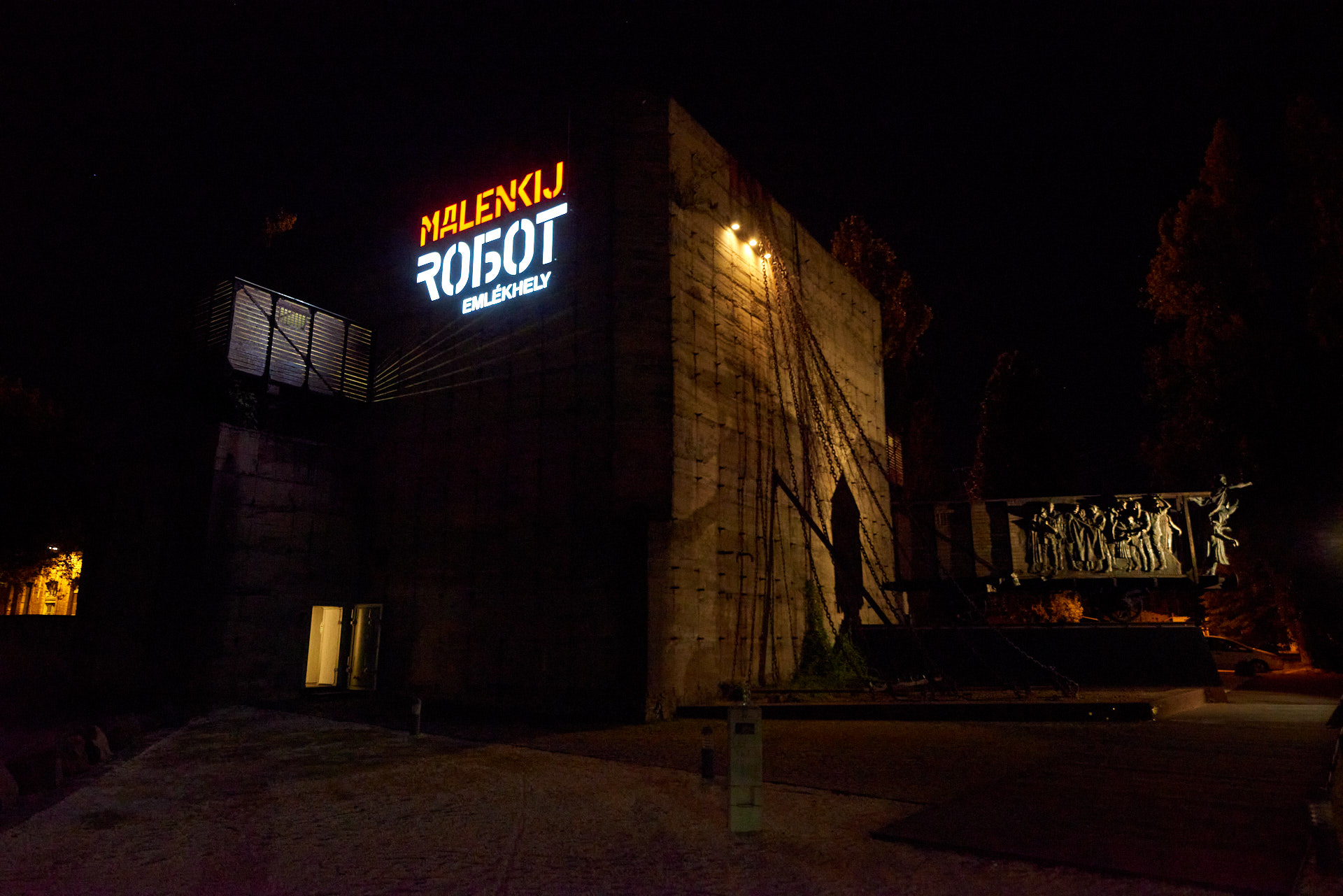 Október 14. 17:00 | Kiút a pokolból – Túlélni a málenkij robotot