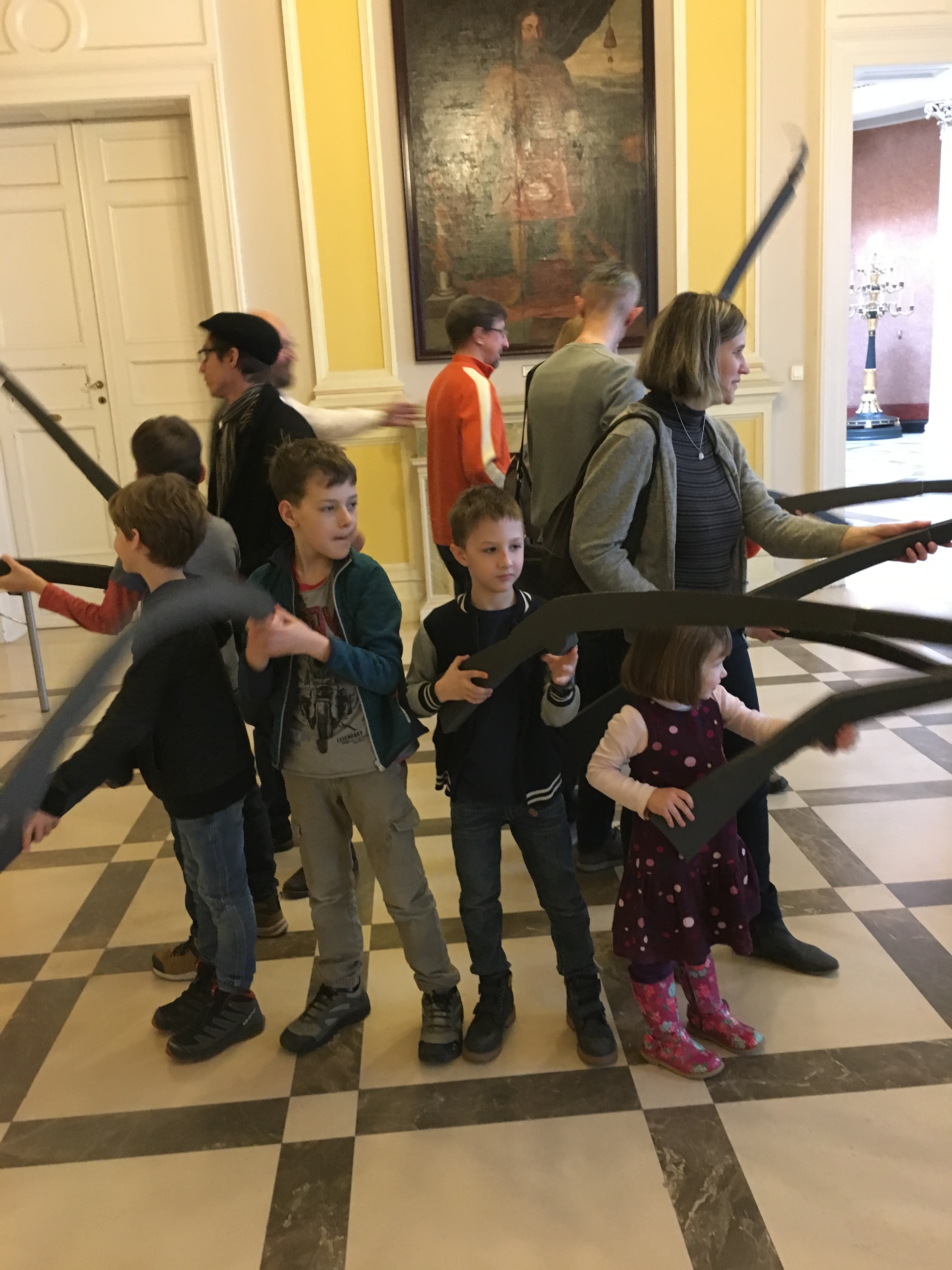 03/10 Fényesebb a láncnál a kard 