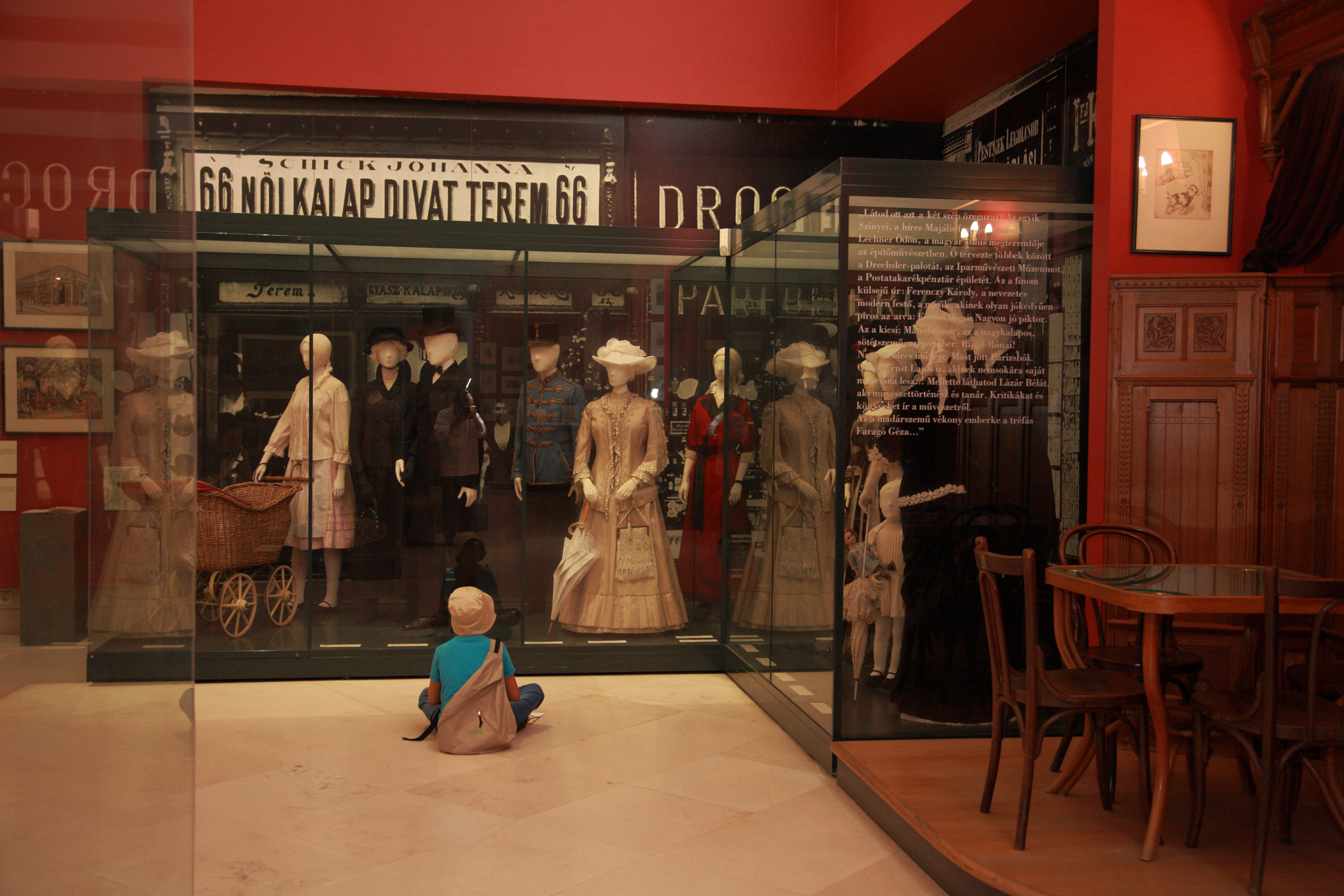 Családi programok a múzeumban Családi programok a múzeumban