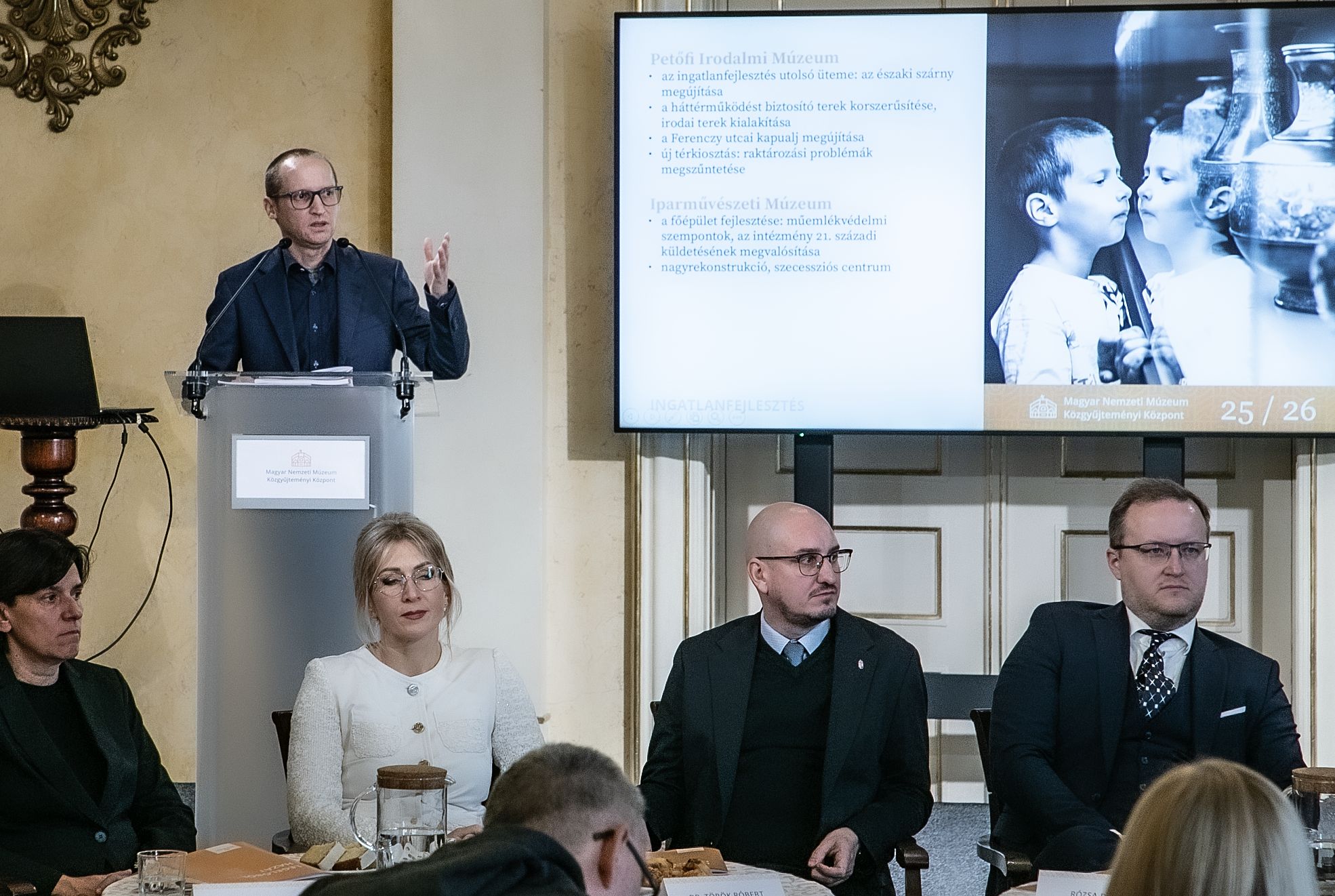 Legelőből hazát: a magyar kultúra jövője Legelőből hazát: a magyar kultúra jövője