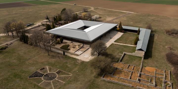 Baláca - római romkert felülnézetből