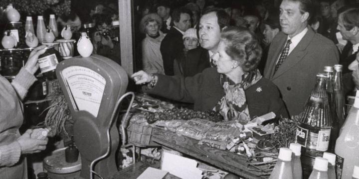 Margaret Thatcher brit kormányfő a Vásárcsarnokban