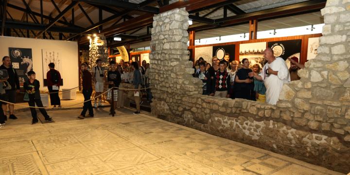 Tárlatvezetés hagyományőrző vezetésével