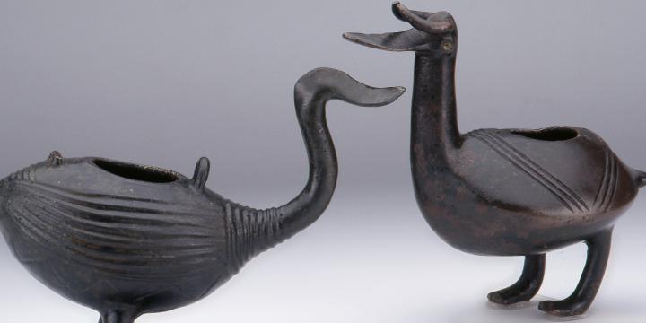 Madár alakú zsírlámpások 