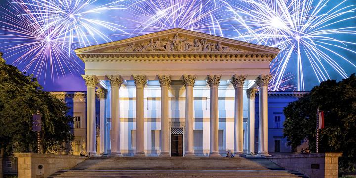 Élményekben gazdag boldog új évet kívánunk!