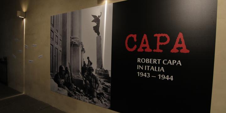 Robert Capa Pármában. Fotó: Ormos József