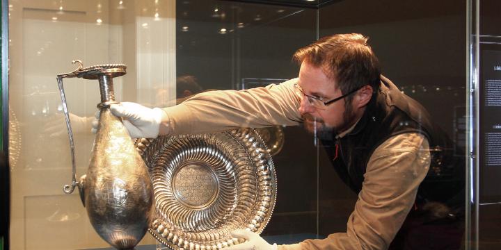 Restauráláson a Seuso-kincs tárgyai 1