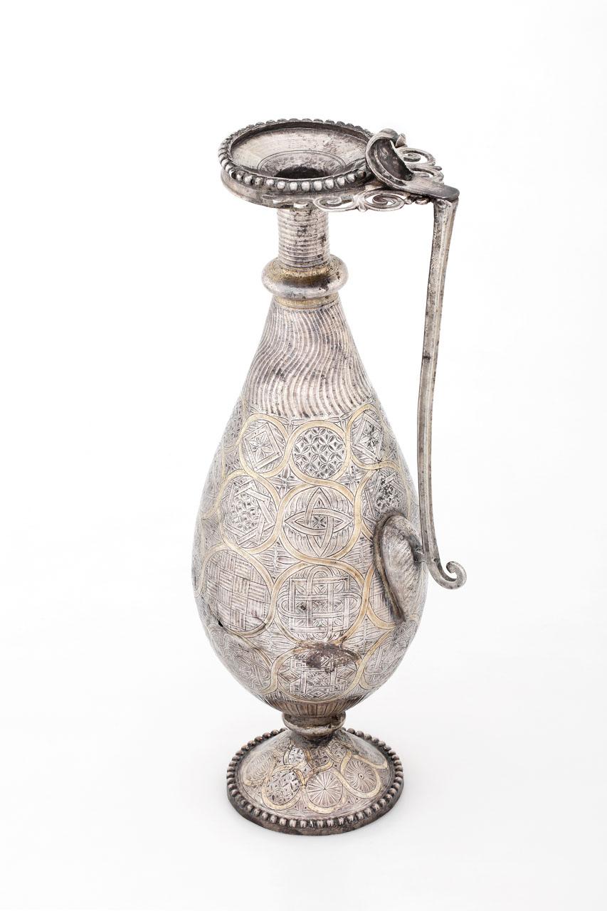 A geometrikus B-korsó 