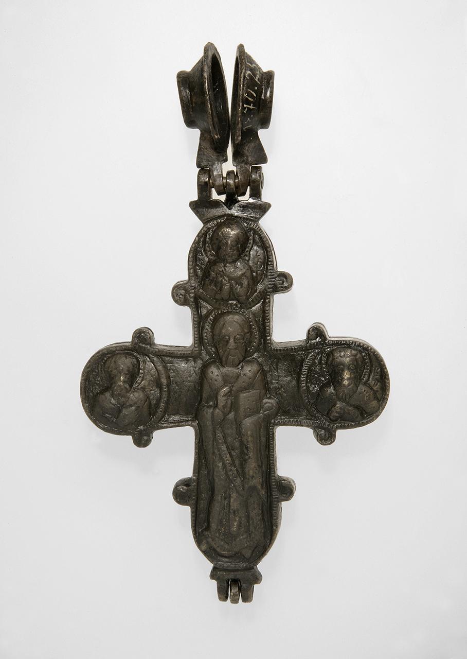 Ereklyetartó mellkereszt, Dunaszentmiklós