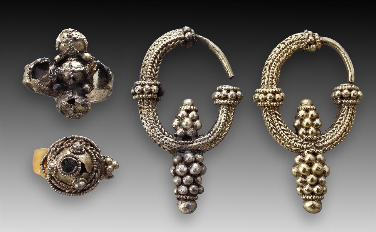 Gyűrűk és fülbevalópár, Zalavár-Vársziget, Szűz Mária templom temetője