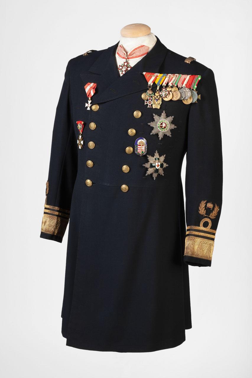 Naval uniform of Regent Miklós Horthy.