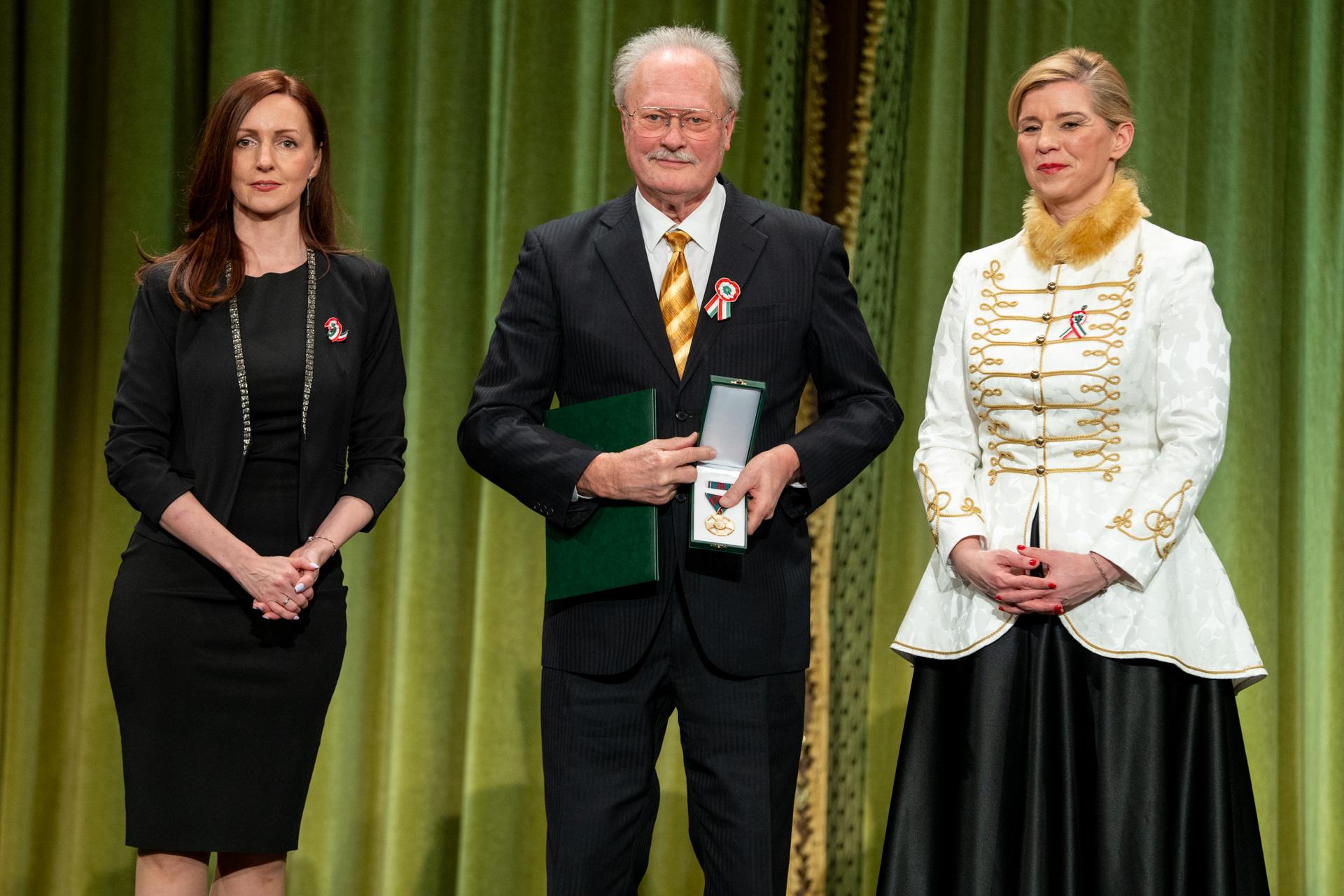 Dr. Morgós András Ferenczy Noémi-díjas restaurátorművész