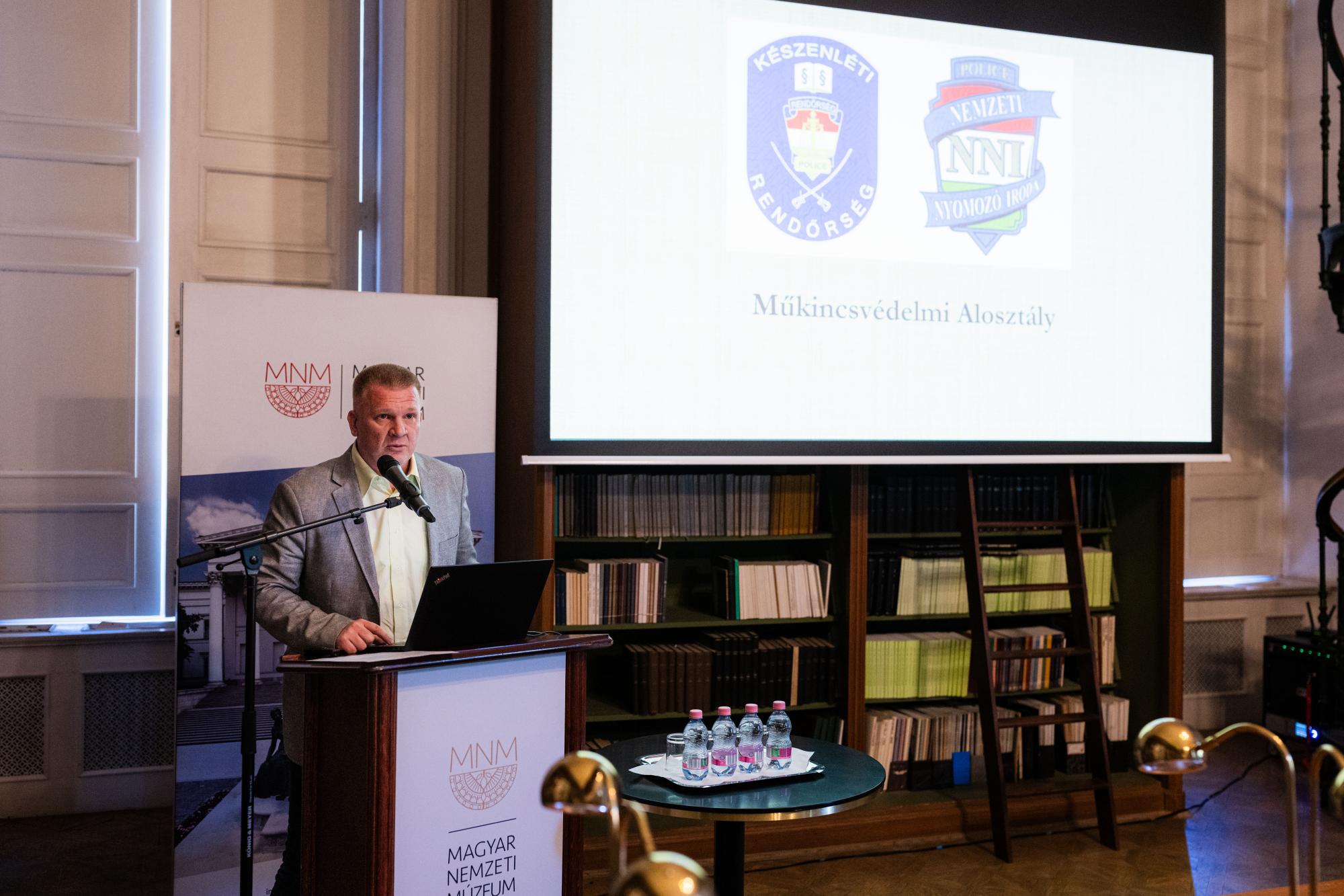 Elekes István rendőr alezredes, a Készenléti Rendőrség Nemzeti Nyomozó Iroda Műkincsvédelmi Alosztályának vezetője
