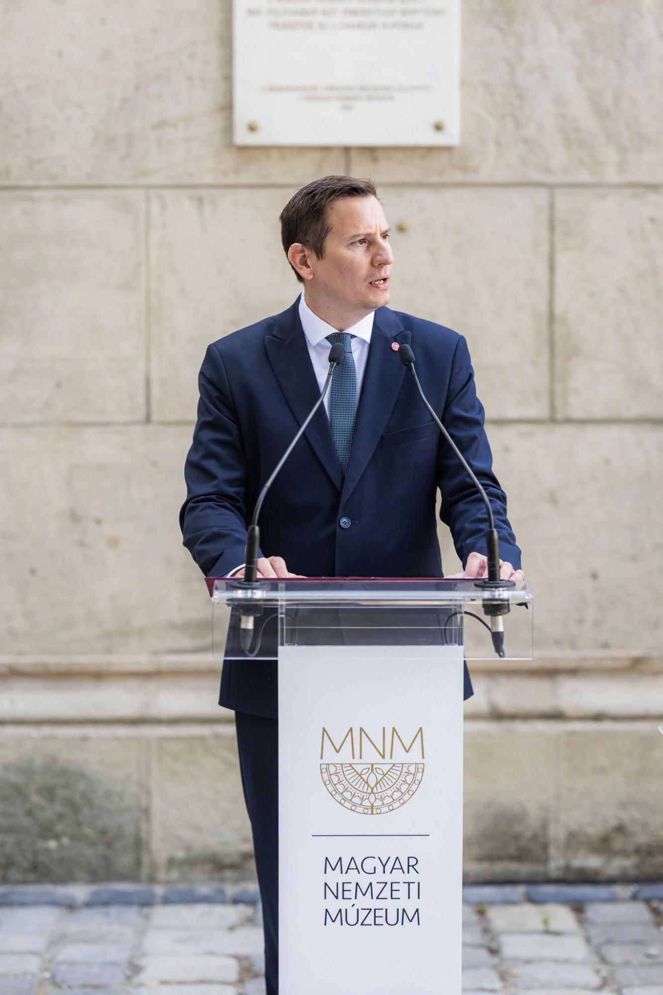 Dr. habil Zsigmond Gábort, a Magyar Nemzeti Múzeum főigazgatója
