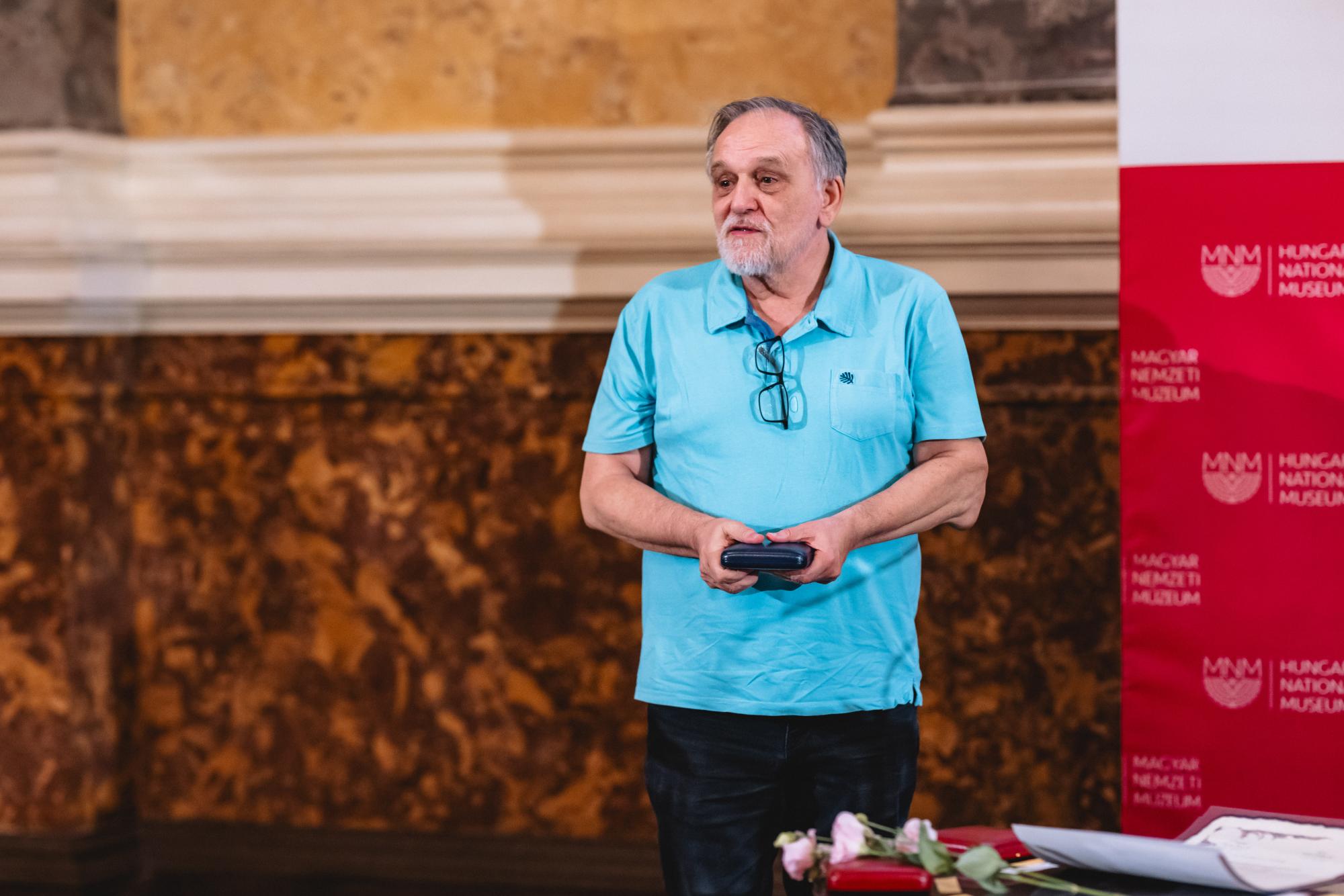Díjátadó a numizmatikai konferencia megnyitóján
