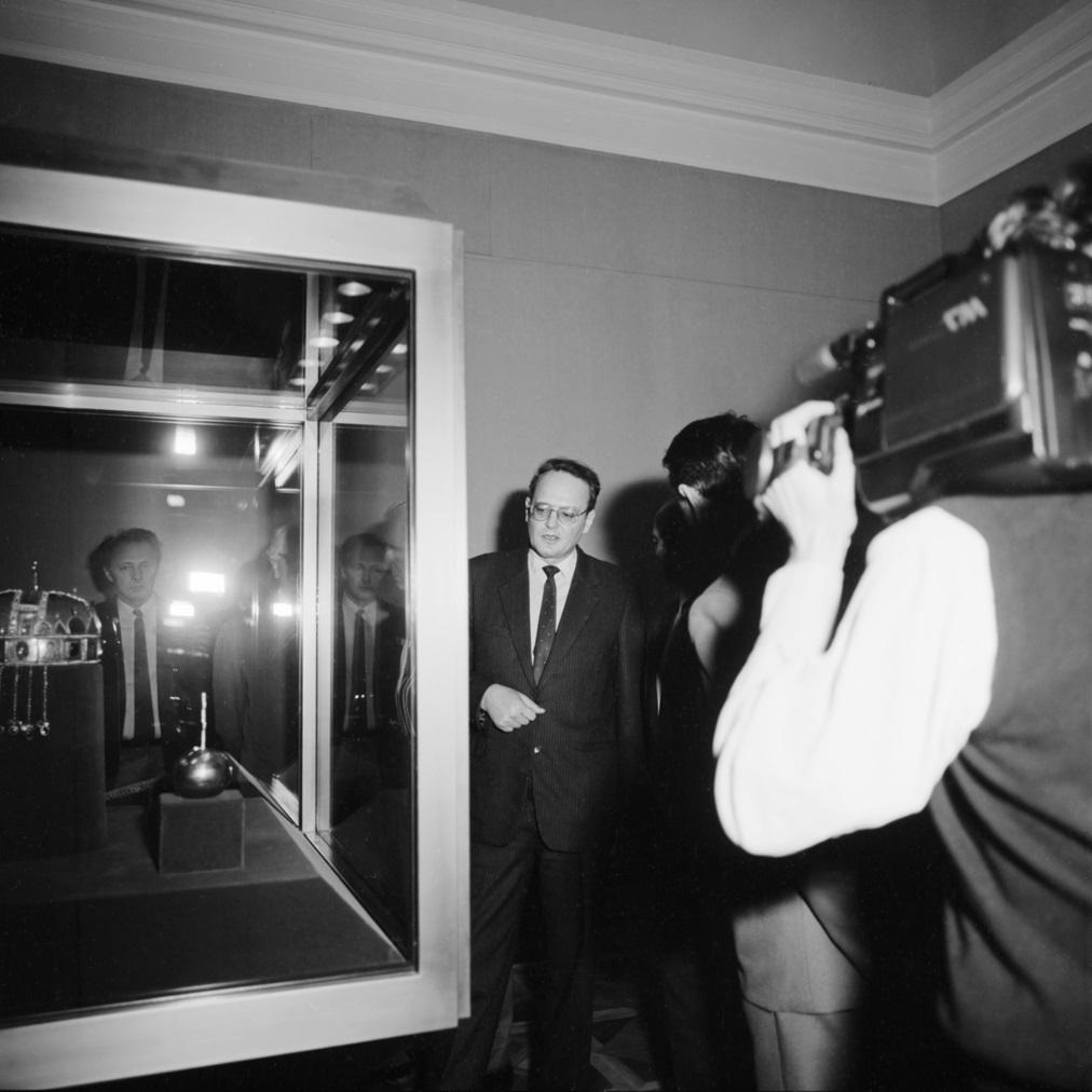 Filmfelvétel a korona-teremben, 1989