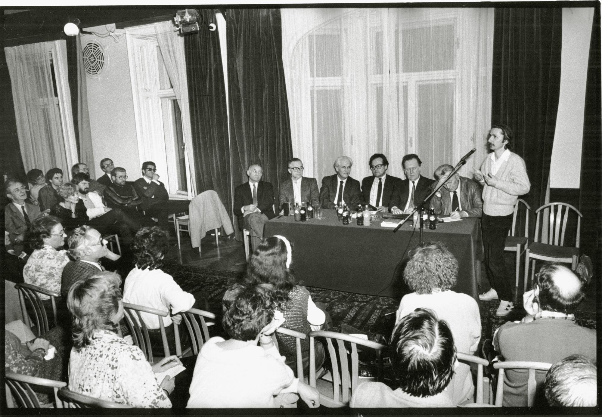 1989_Vita_KossuthKlub