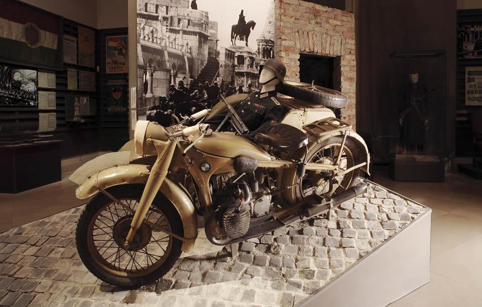 Német katonai motorkerékpár.