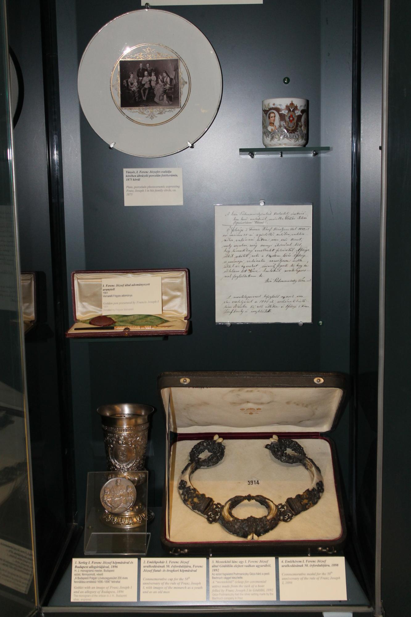 Az aranytoll a kiállításban