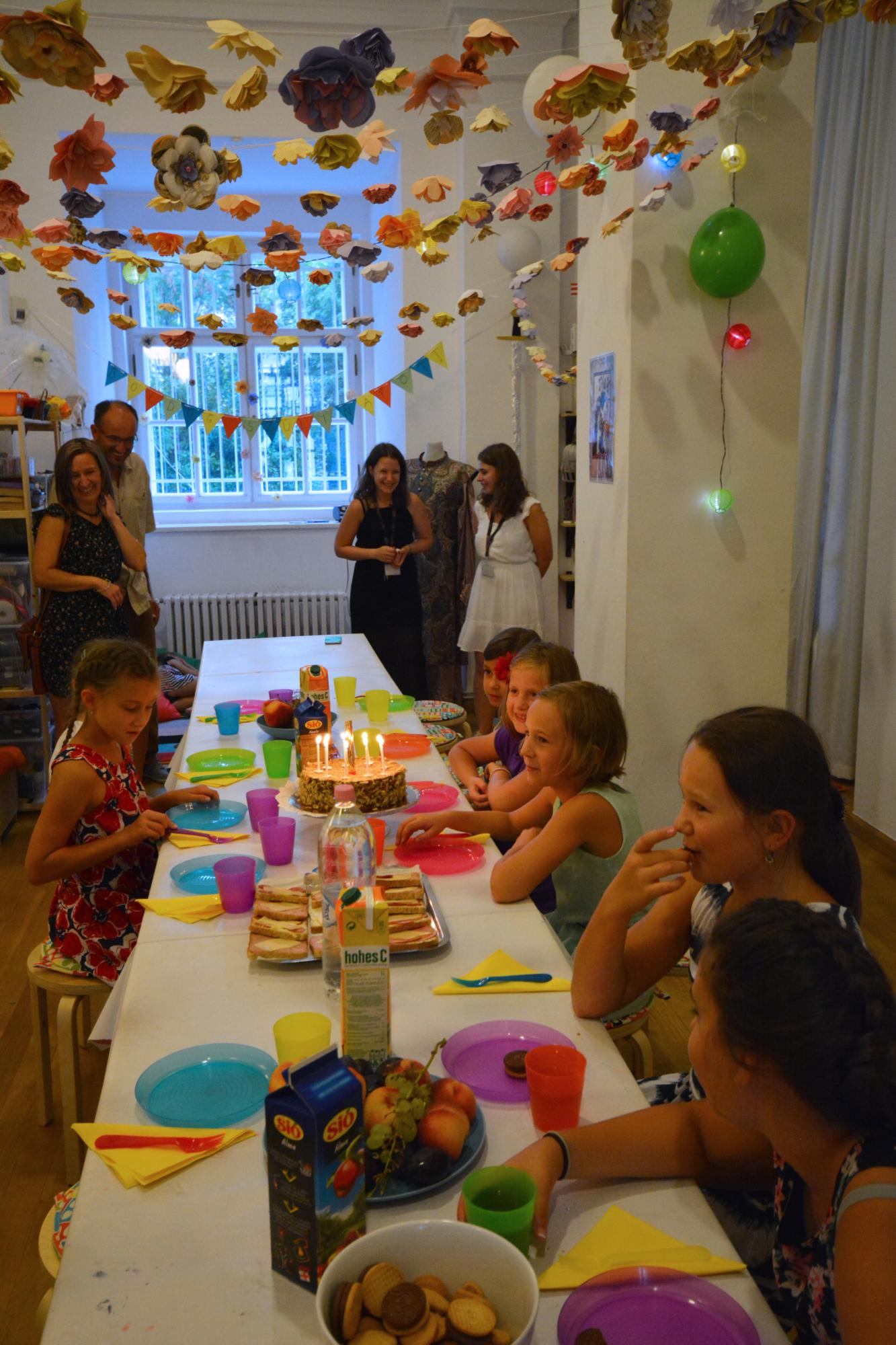  MNM Születésnap-Eszem-iszom dínom-dánom