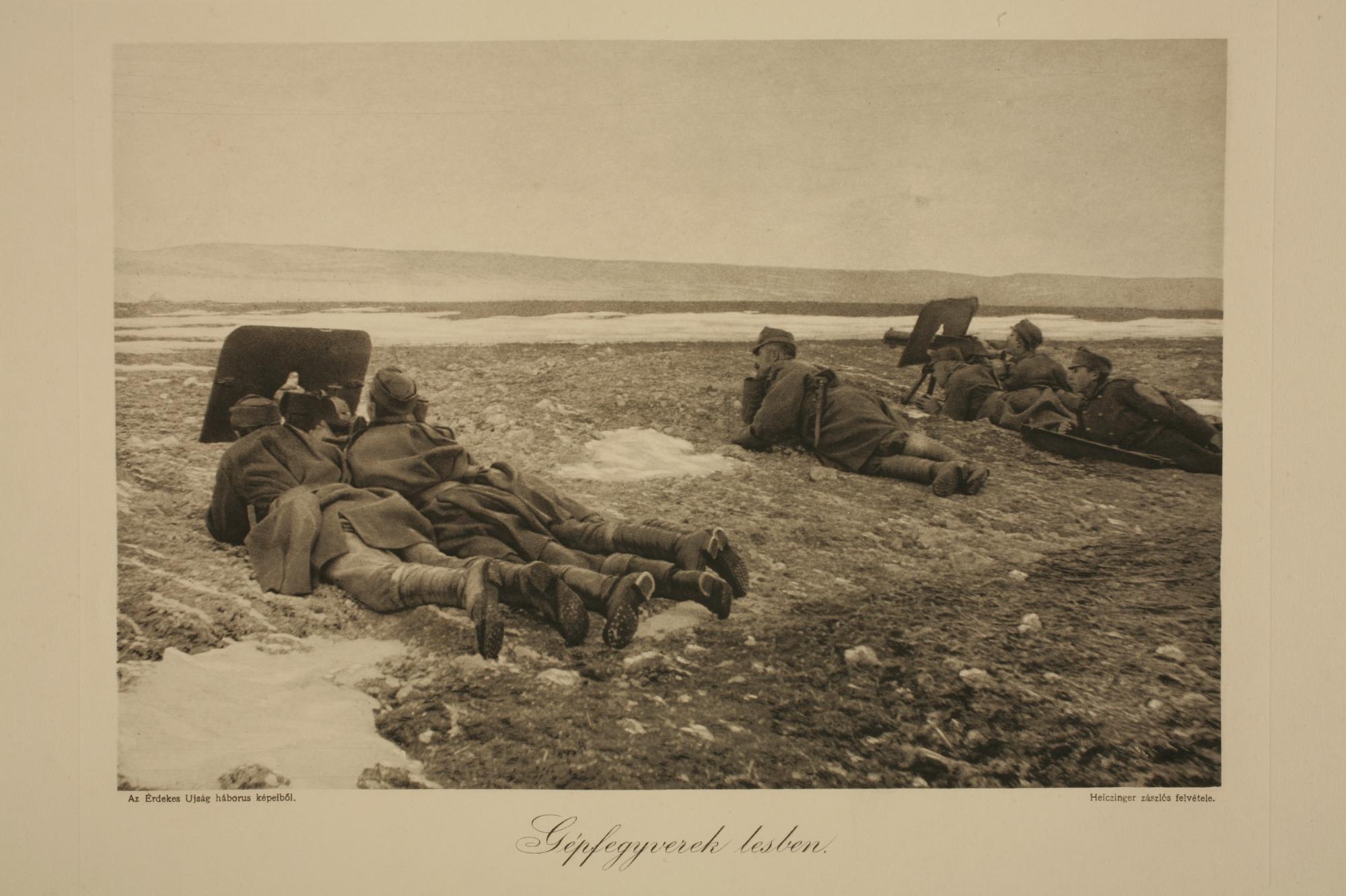 Gépfegyverek lesben