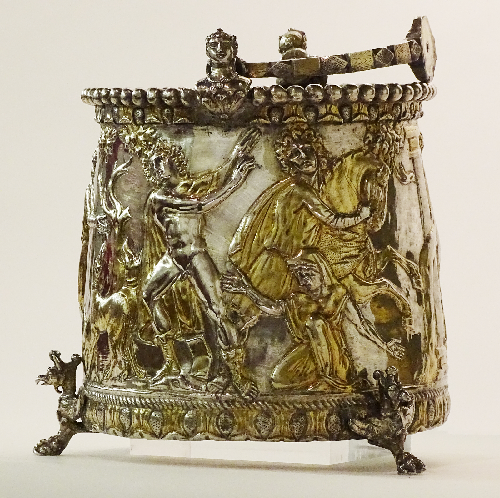 Seuso kincsek_Hippolytos vödör2