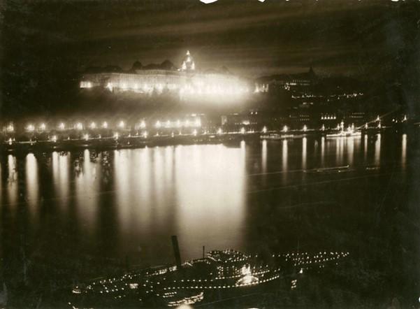 Fény az éjszakában 6