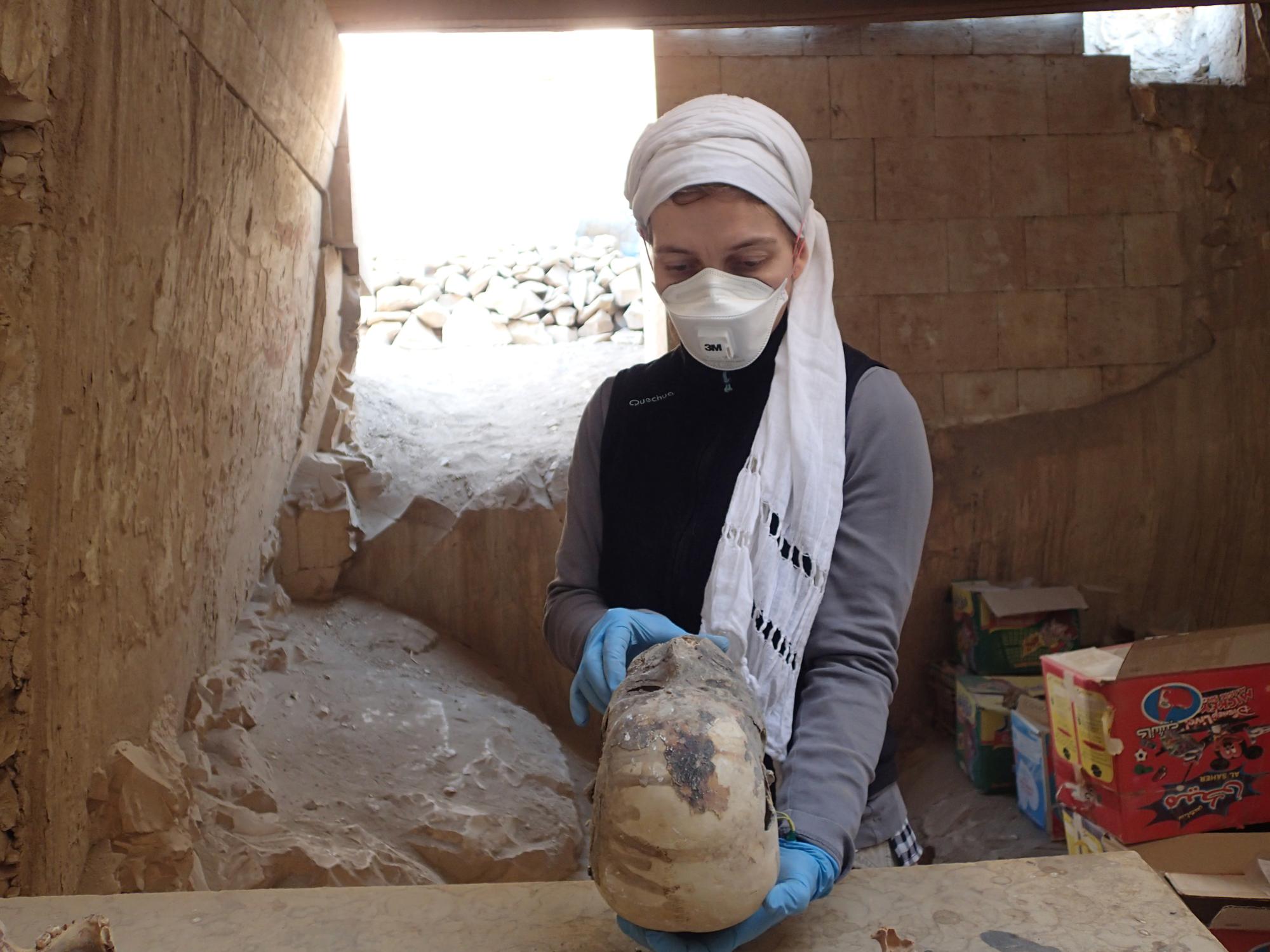 László Orsolya egyiptomi ásatáson 2017_3