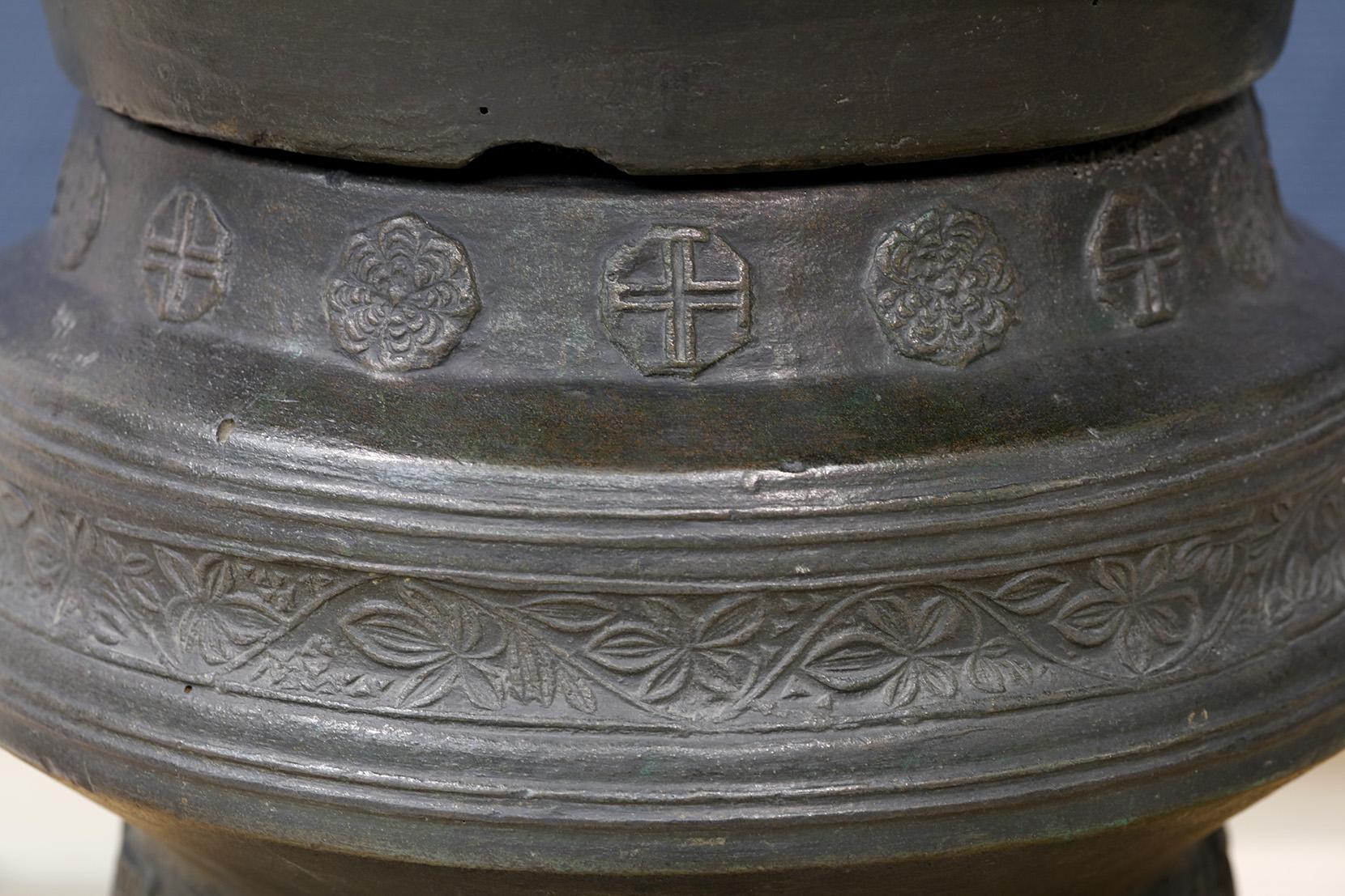 14. századi keresztelőmedence Liptótepláról (Liptovská Teplá, Szlovákia) 11