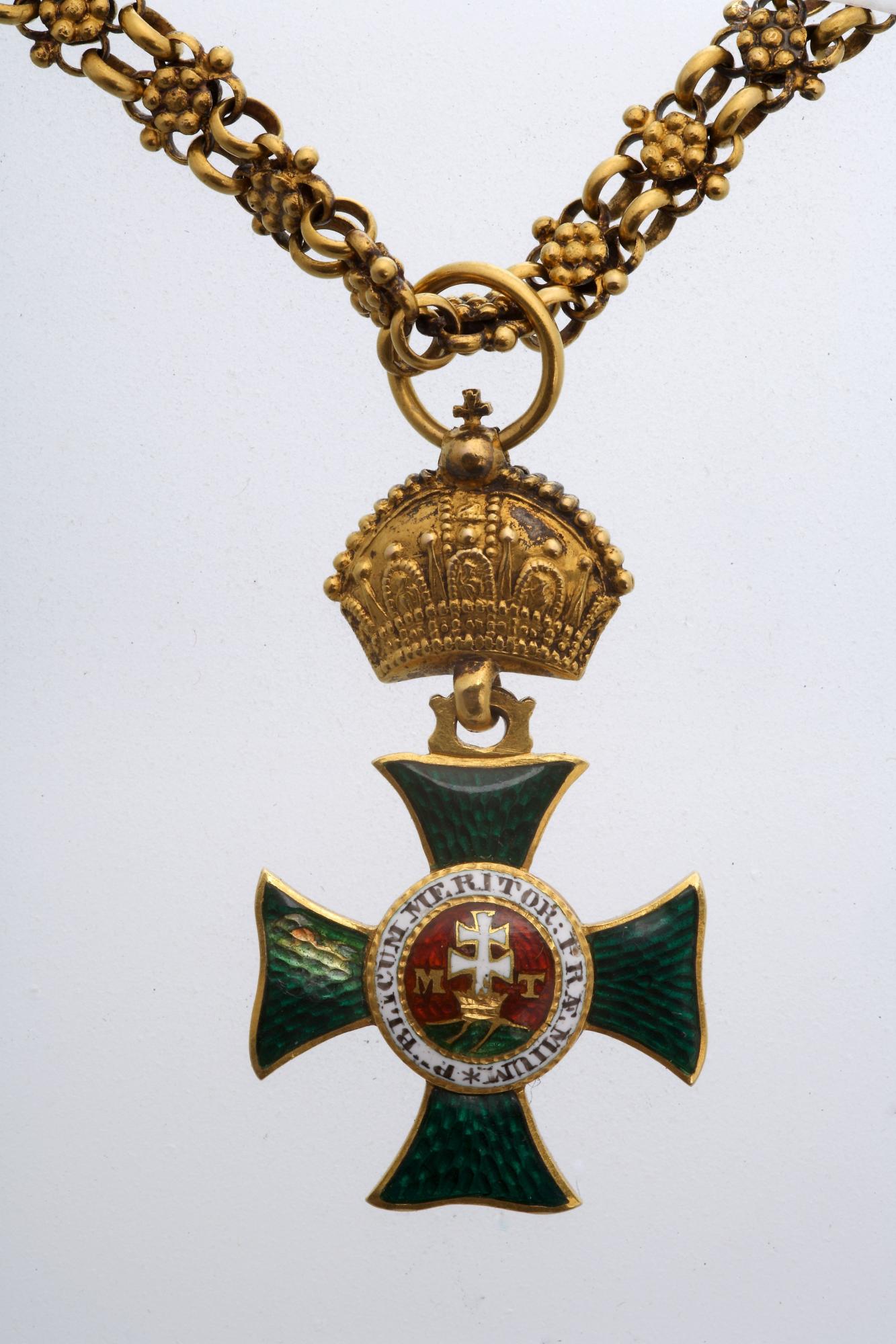 Lonovics József csanádi püspök középkeresztjének miniatürje