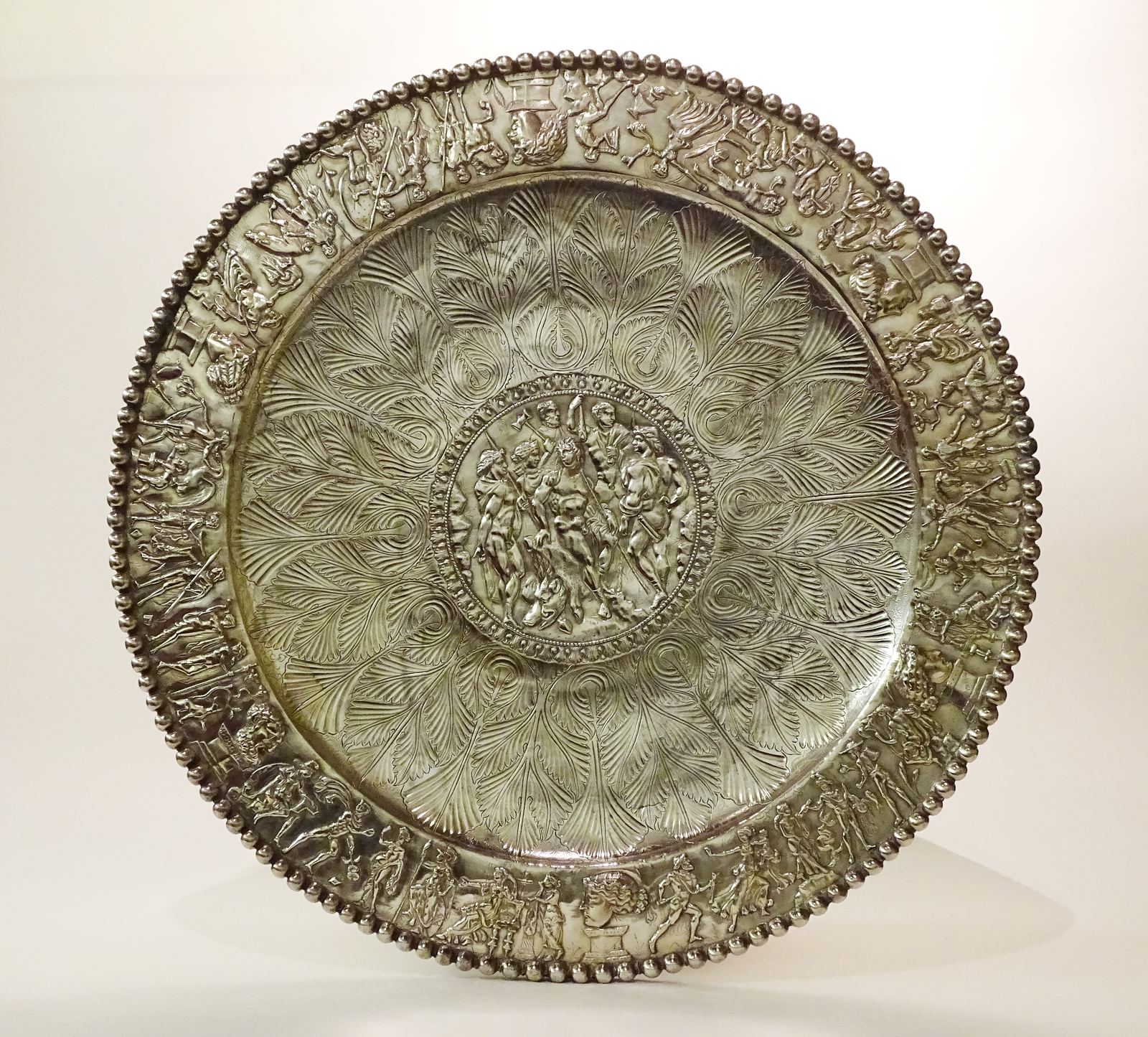 Seuso kincsek_Meleagros tál