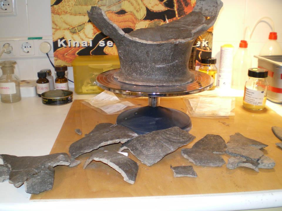 Bronzkori urna az M3-as autópályás ásatásból 6