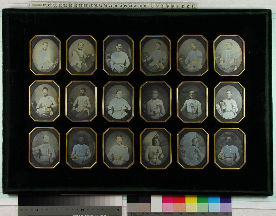 Osztrák katonatiszteket ábrázoló 18 db-os dagerrotípia konzerválása 3