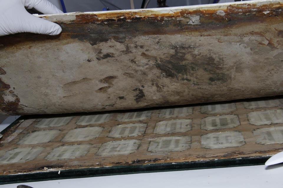 Osztrák katonatiszteket ábrázoló 18 db-os dagerrotípia konzerválása 10