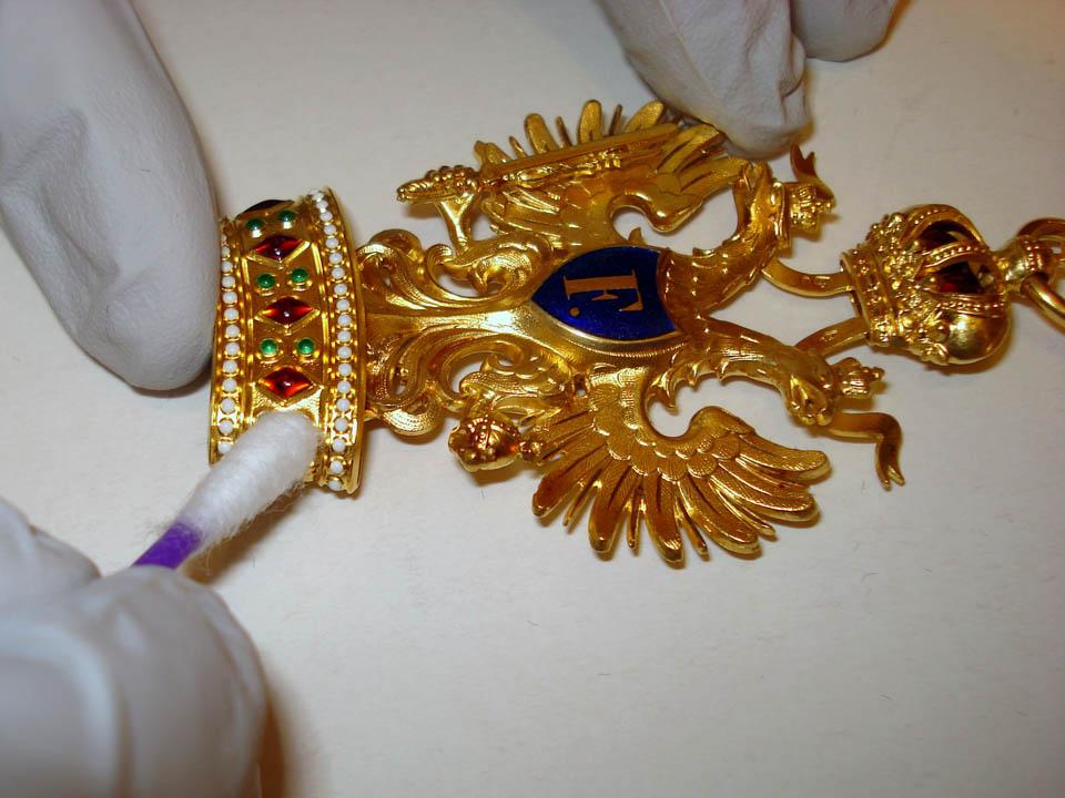 Belga vaskorona rend kezelése 4