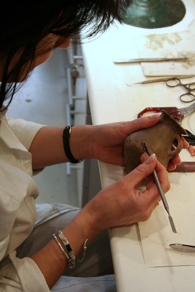 Restaurátor munka közben 3