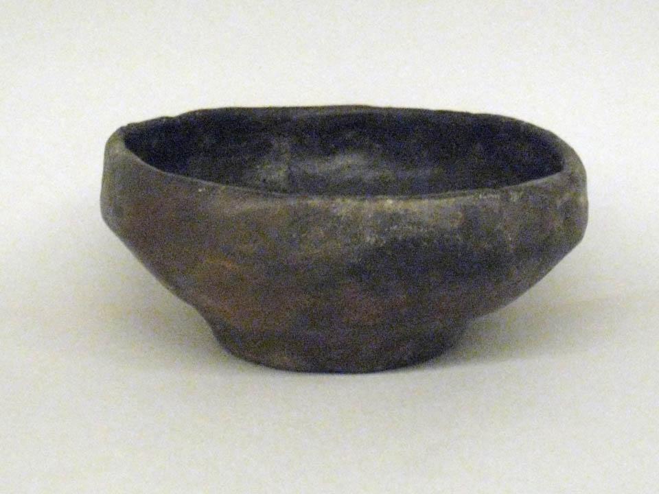 Őskori kerámia tál helyreállítása 8