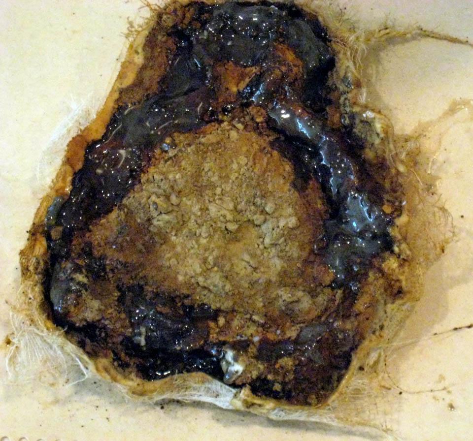 Tiszagyenda lelőhelyről előkerült kengyelpár anyagának megerősítése