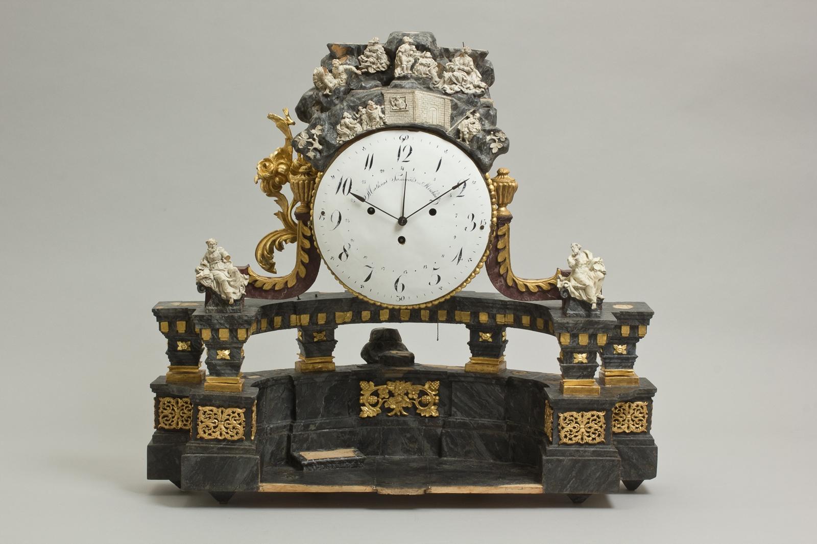 Madarászné Gorej Judit: Oszlopos álló óra, 19. század első fele, Miskolc - restaurálás után