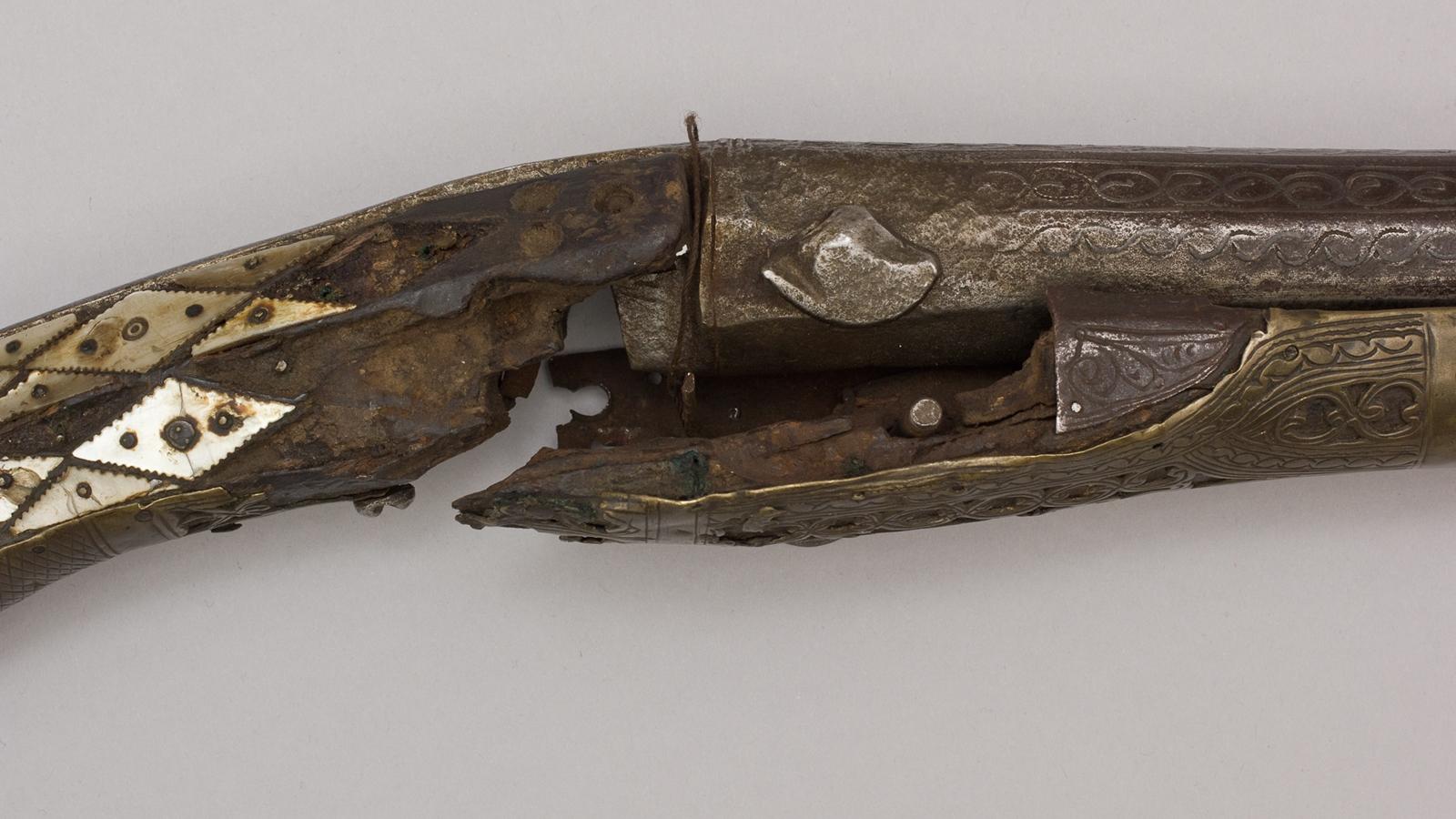 Németh Norbert: Balkáni puska (džeferdar), 18-19. század - restaurálás előtt (részlet)