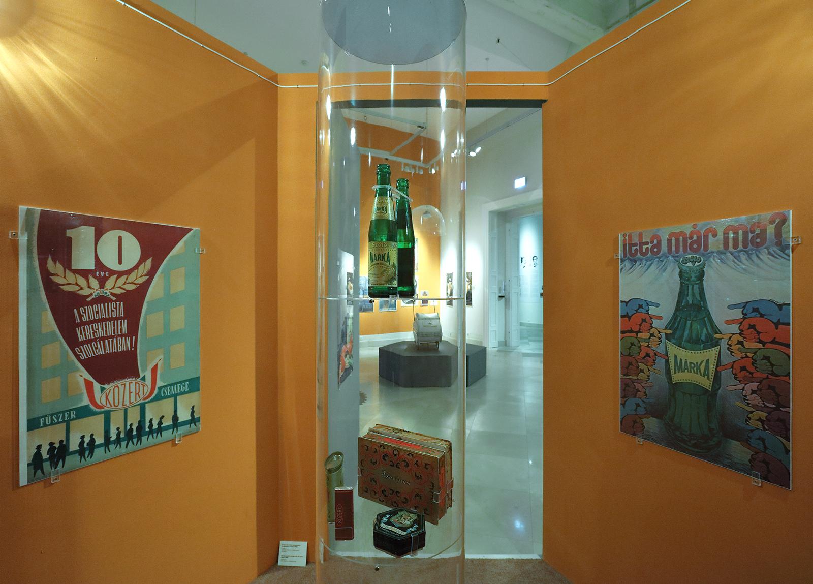 tolongó idők_kiallitas_enteriőr4