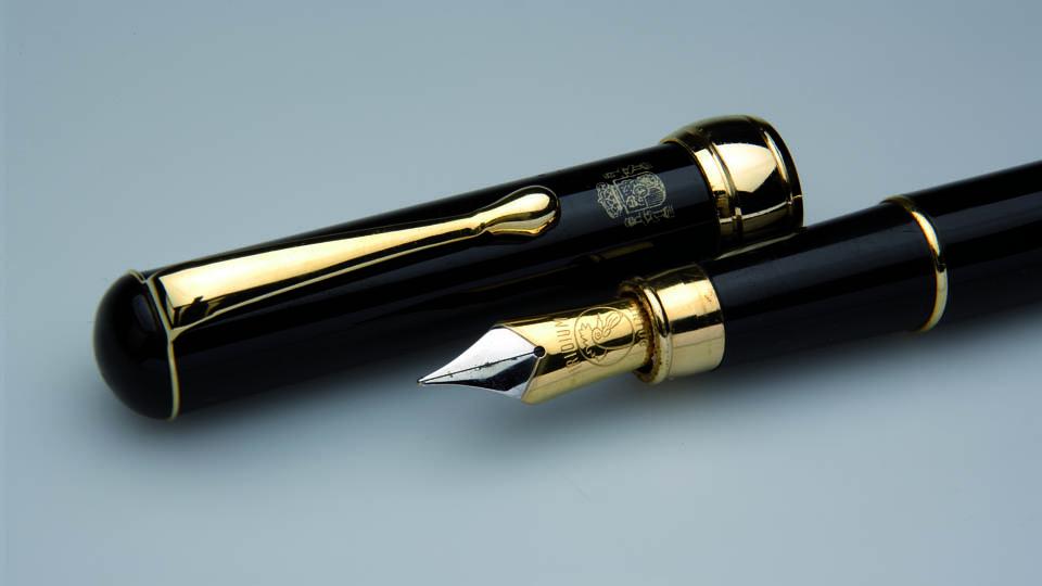 Antall József töltőtolla