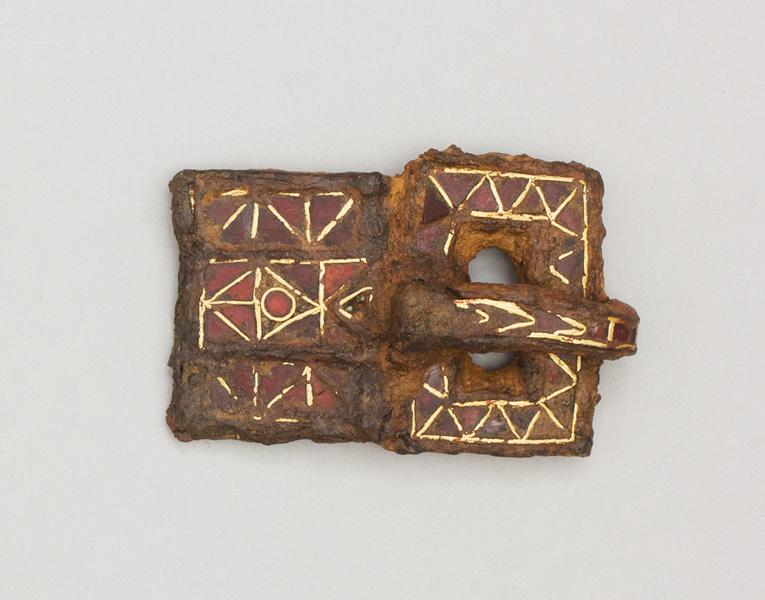 Belt buckle, Hunnic period (iron, almandine, gold)