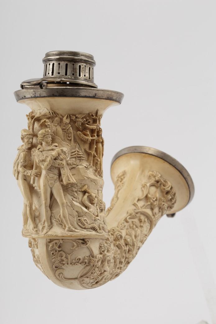 Meerschaum pipe  (1974.512)