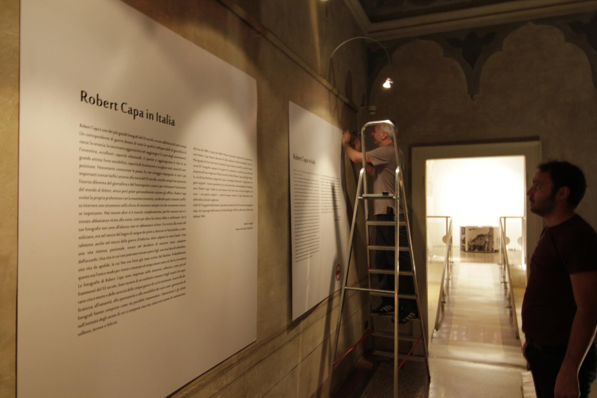 Robert Capa Pármában. Fotó: Ormos József