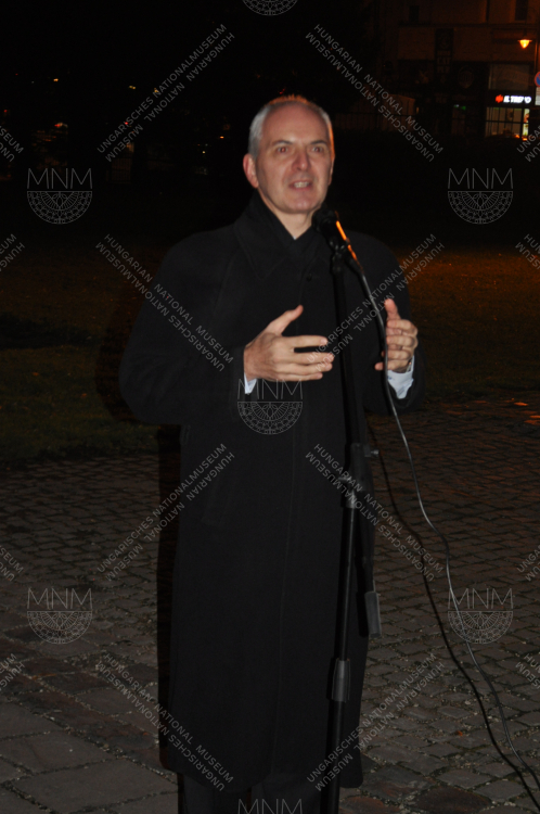 Dr. Hermann Róbert 
