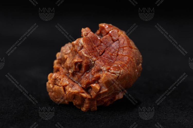 PIECE OF AMBER, FROM THE UPPER PALAEOLITHIC FIND-SITE AT PILISMARÓT-PÁLRÉT