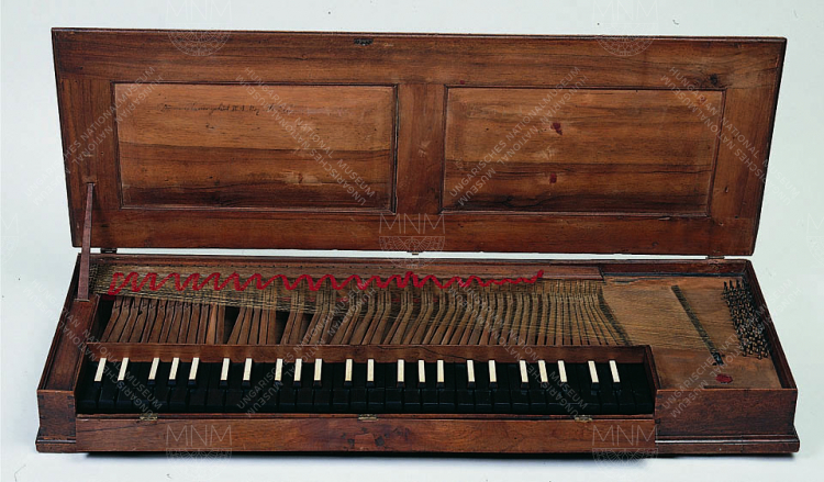 MOZART’S TRAVELLING CLAVICORD