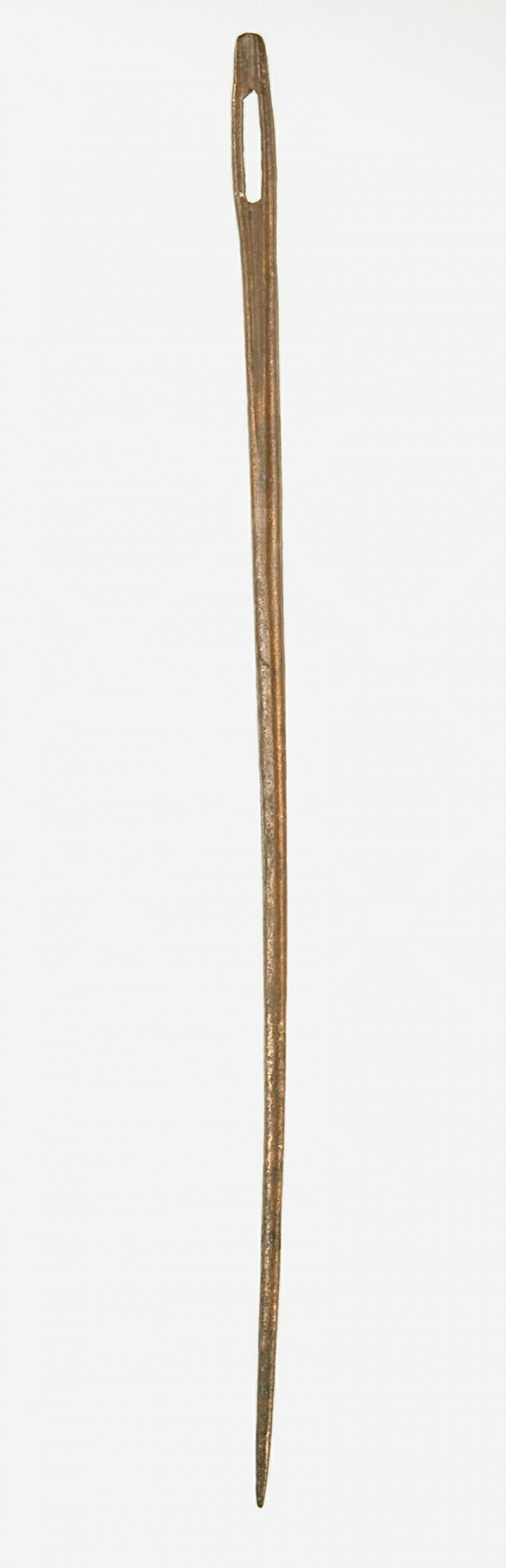 Bronz hajtű (vagy varrótű)