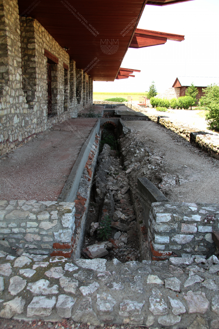 A 12. terem kelet felől nézve
